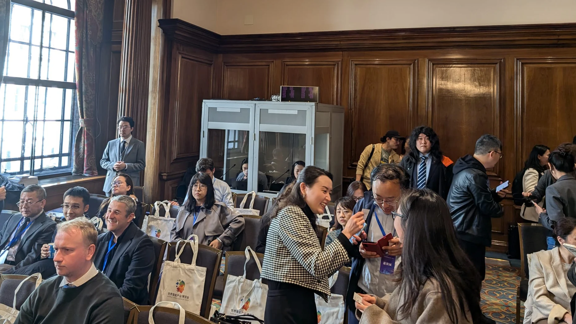 Hybrid And Virtual Conferences