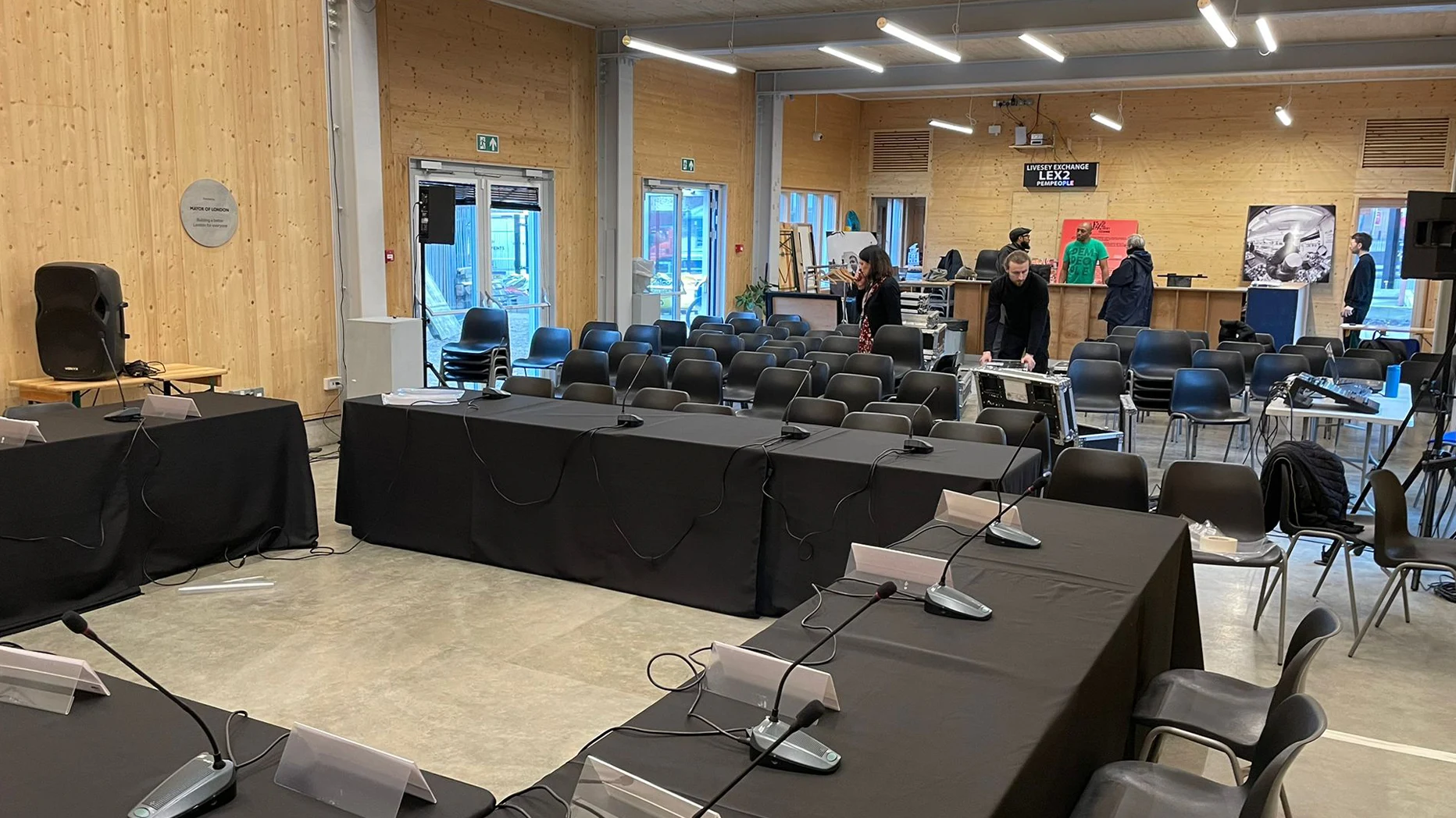 Complete Guide To Conference Translation Services In London