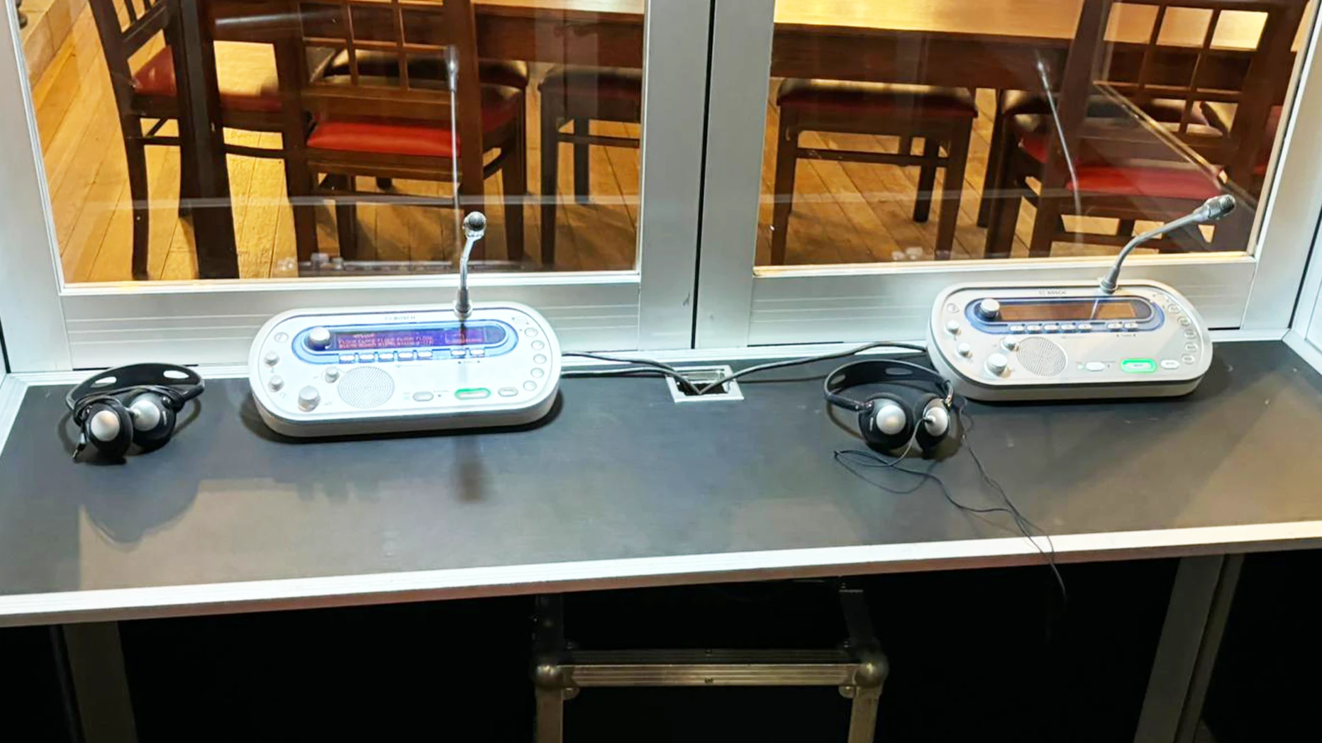 Estimate The Right Number Of Interpretation Headsets And Receivers For Your Event